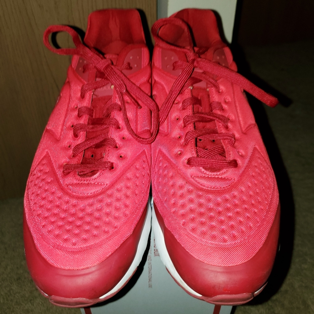 Nike Air Max BW red size 12